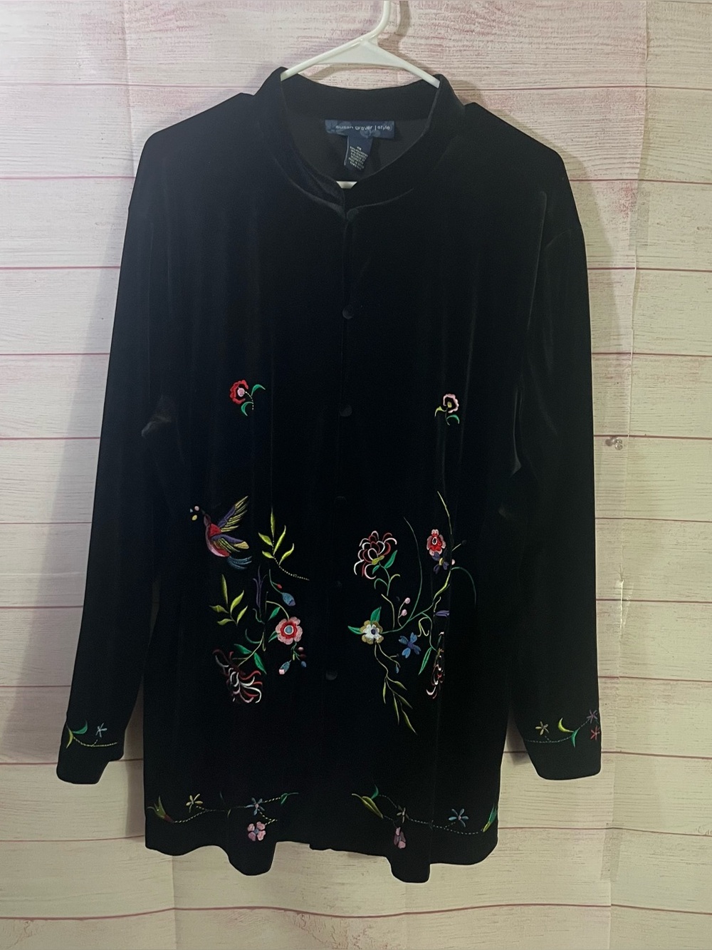Susan Black Velvet Embroidered Floral Birds Button Front Tunic Top Size 1X